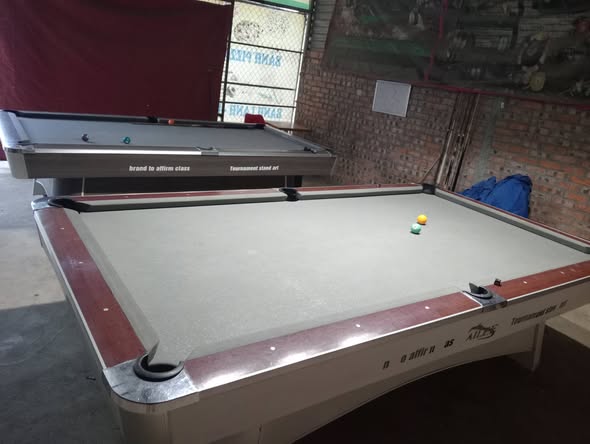 Thanh lý 2 bàn lỗ cũ lướt giá rẻ đủ phụ kiện tại Thanh Hóa